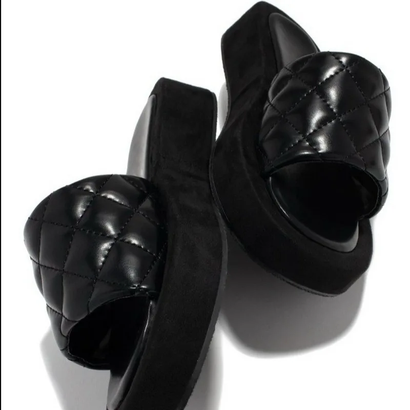 Summer New Outdoor Woman Large Size Slippers Female Casual Rhombus Platform Shoes Fashion Plaid Flat Sandals