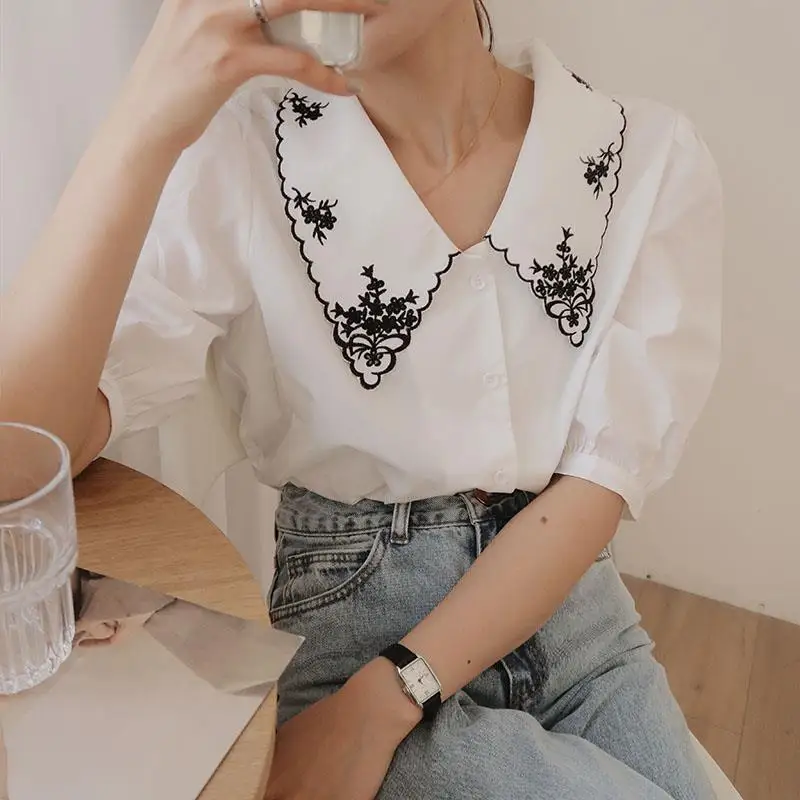 

Vintage Embroidery Women Blouse Summer Sweet Peter Pan Collar Shirt Female Elegant Design Button Up Puff Short Sleeve Crop Top