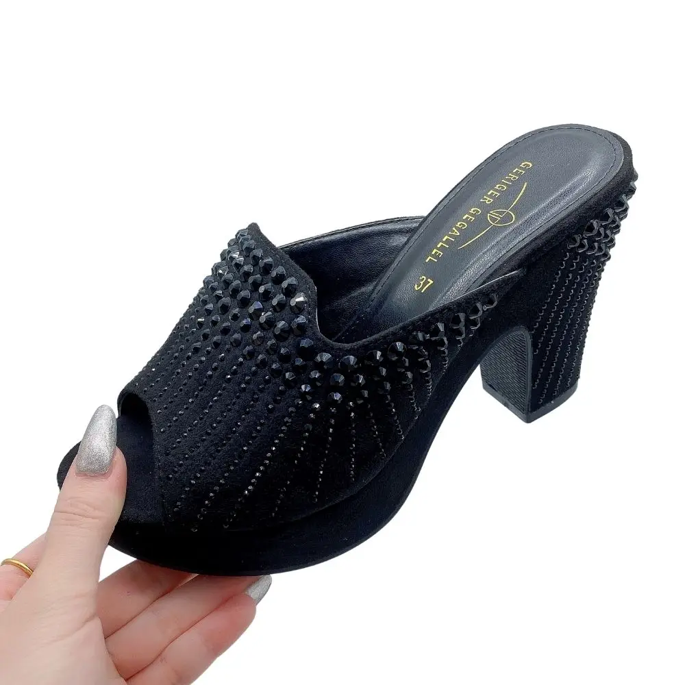 Sparkly Luxury Rhinestone Women Sandals Chunky Sandlias Mulhe Wedding Party Designer Shoes for Women Elegant Design Heel Sandal