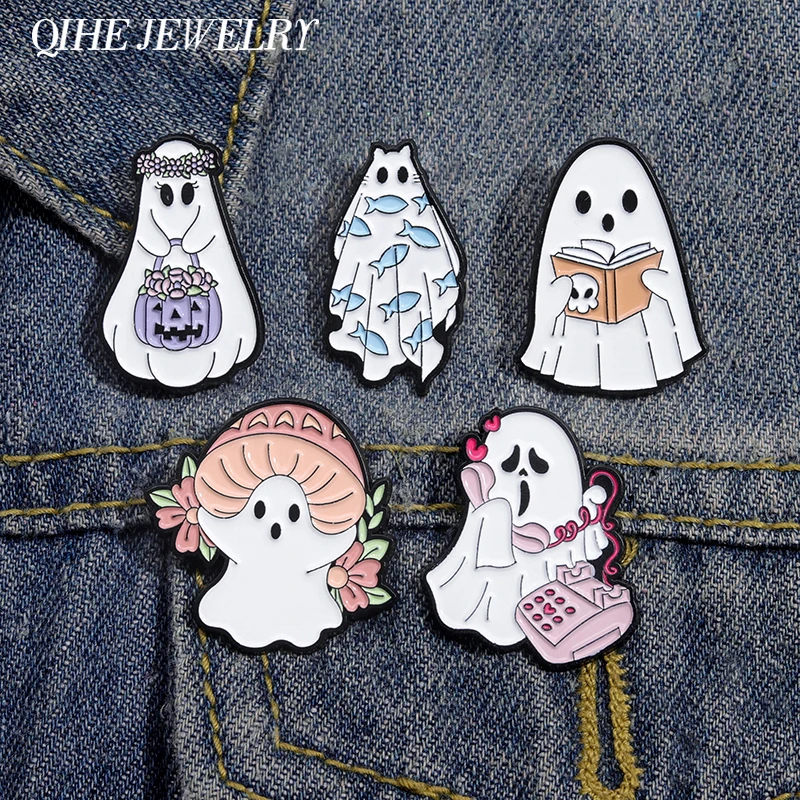 

Cartoon Ghost Enamel Pin Mushroom Calling Pumpkin Halloween Friends Gift Custom Badge Metal Accessories Lapel Hat Punk Wholesale