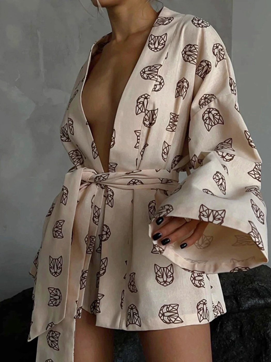 

Animal Print Shorts Sets 2023 Spring Summer Fashion Loose V-neck Lace Up Shirts+ Slit Trouser 2 Piece Casual Household Outfits