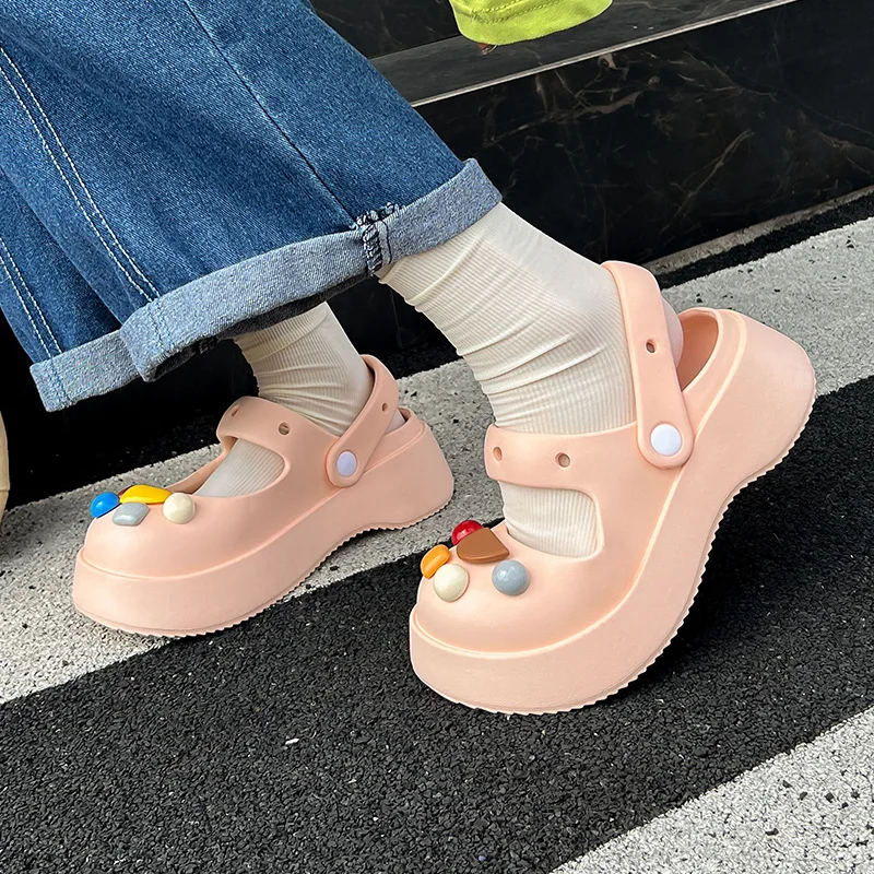 Summer Women Slippers Thick Bottom Home Slides Women Sandals Fun EVA Hollow Outdoor Sandals Female Beach Anti-skid Platform Shoe