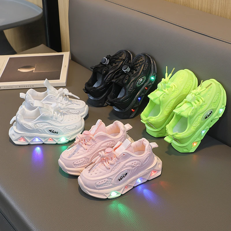 2023 New Kids Lighted Shoes Boys Girls Sneakers Non-slip Breathable Running Shoes School Sneakers Tenis Children Casual Shoes enlarge