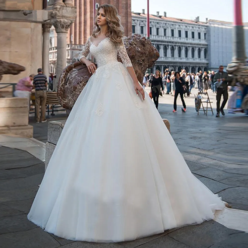 

Beach Wedding Dresses for Bride Aline Long Sleeve Sweetheart Long Bridal Gowns for Women Wedding Gown Bride Dress