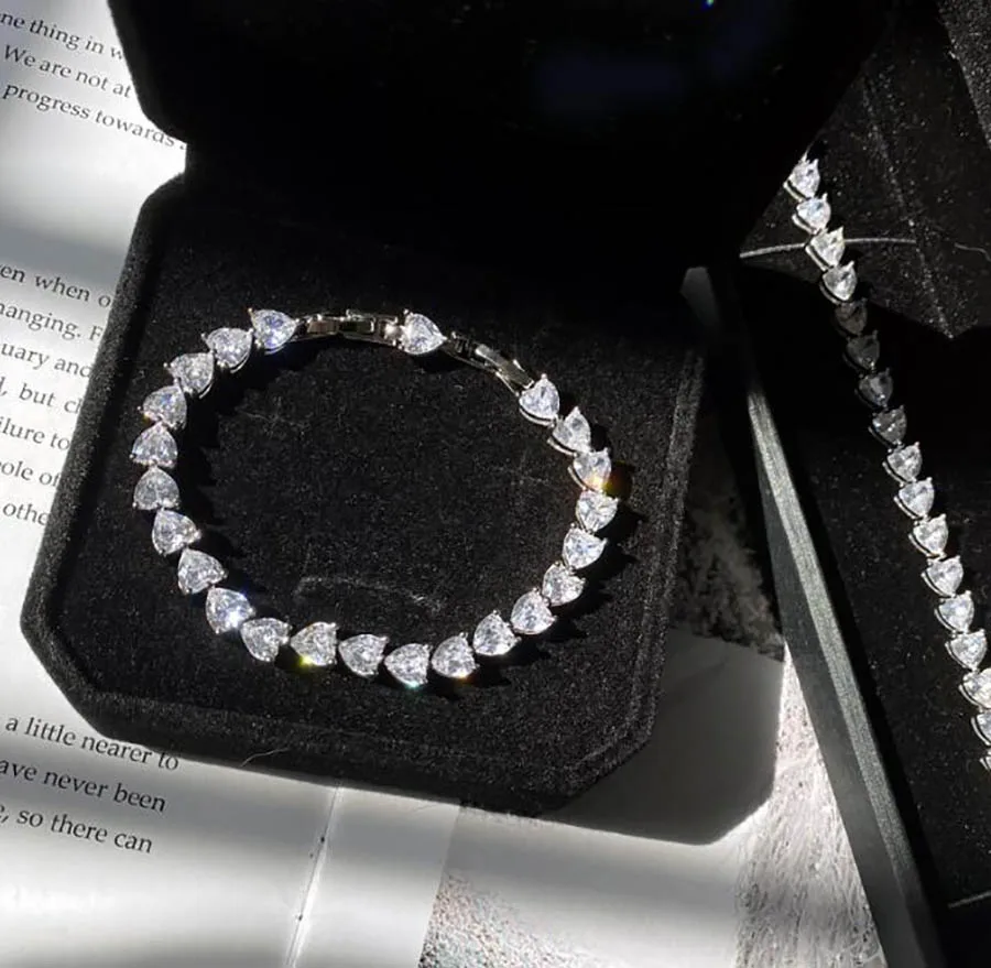 

Роскошный женский браслет с муассанитом для влюбленных, в форме сердца принцессы, с 3 когтями, милые летние ювелирные украшения для девочек ...