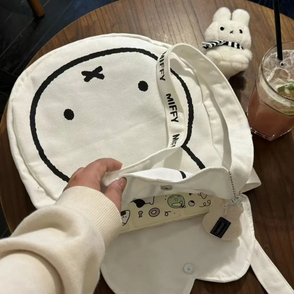 Фото Милая холщовая сумка Miffy Kawaii, большая вместительная сумка на одно плечо, универсальная сумка, школьная сумка, модная сумка на плечо, подарок для девочки №2