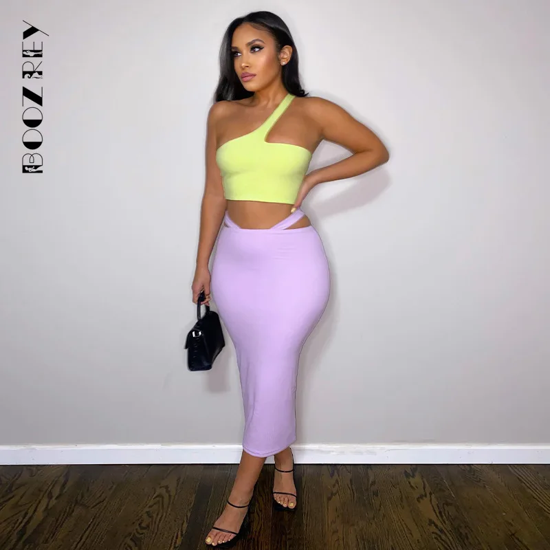 

BoozRey Contrasting Color One Shoulder Wrap Chest Slant Collar Vest Hollow Solid Color Midi Skirt Two-piece Fashion Casual Suit