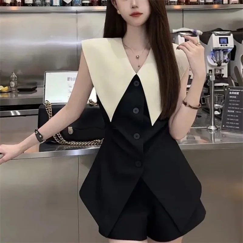 Французский Pure Wind Royal Elder Sister Модный комплект жилета для женщин 2025 Новая летняя