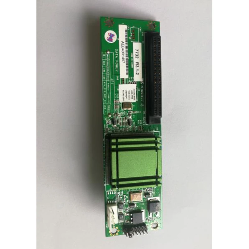 

Промышленный 68-контактный адаптер для интерфейса USB-SATA для интерфейса SATA ODD 7732
