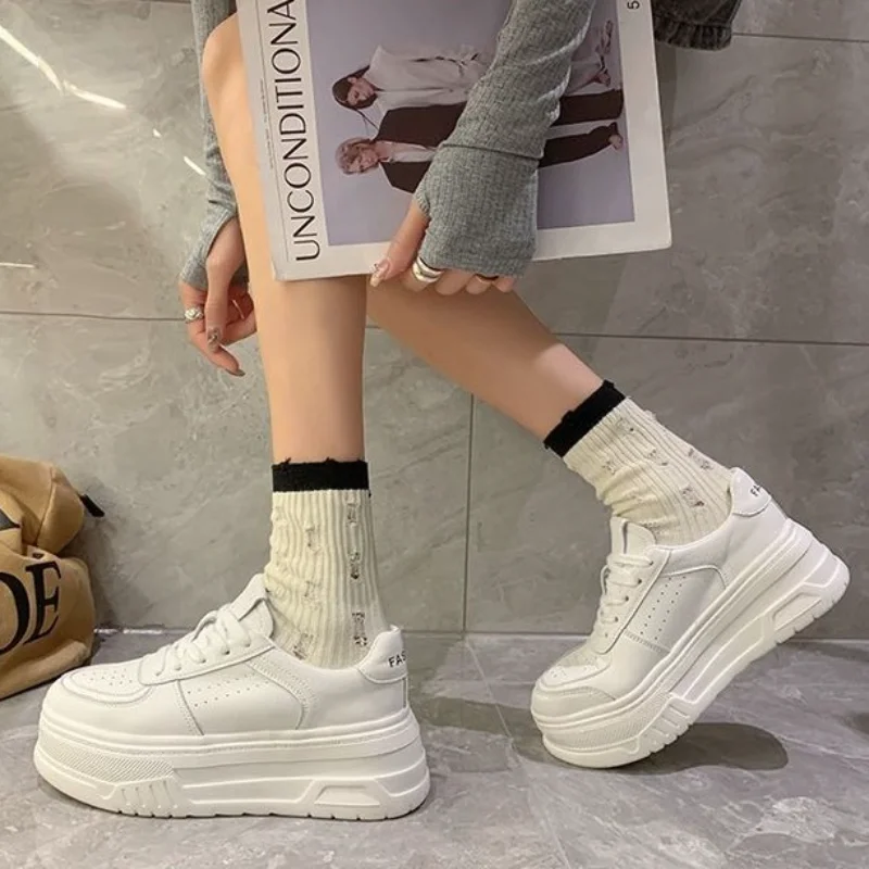 

Кроссовки женские на платформе, Вулканизированная подошва, на шнуровке, кеды с круглым носком, лето 2023