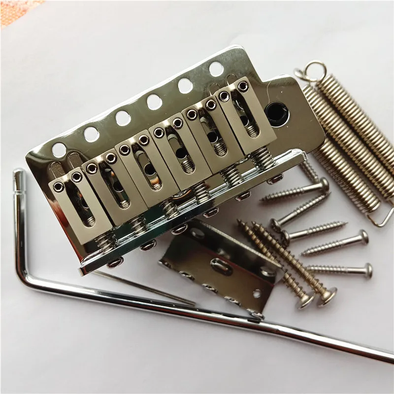 

6 струн, строительная волна, мост с тремоло, хромированная основа