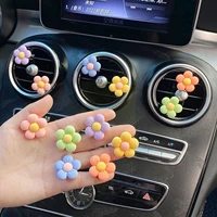 6pcs car outlet vent clip small daisy air conditioning interior decoration air car supplies freshener clip aromathe n6r5
