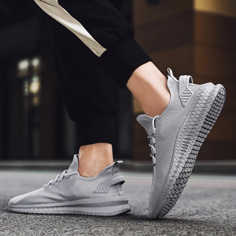 Plus 35-48 Hot Sale Cheap Blue Running Shoes Men Light Breathable Men's Sport Shoes Mesh Comfortable Women's Trainers Sneakers