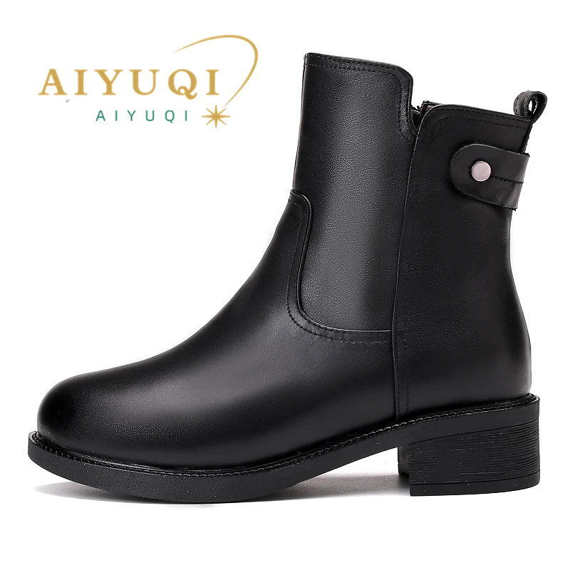 AIYUQI Women Winter Boots Anti Slip 2023 New Genuine Leather Women Short Boots Large Size 41 42 43 Wool Women Motorcycle Boots