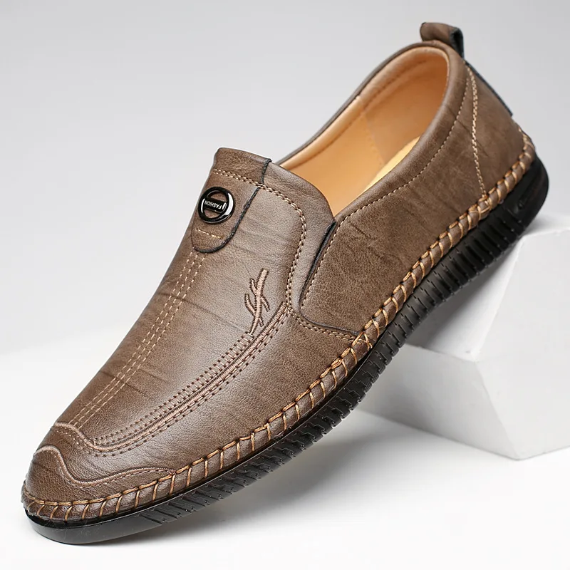 

Mens Loafers Leather Shoes Men Flat Shoes Casual Light Thick bottom platform Fashion Trend Slip On Driving Black Shoes A13-28