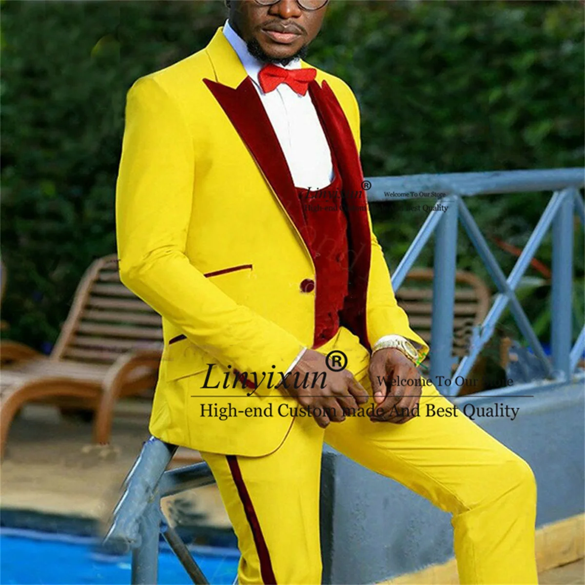 

Костюм свадебный мужской из 3 предметов, смокинг для жениха, пиджак с отложным воротником и новейший дизайн, белый и золотой облегающий костюм для выпускного вечера