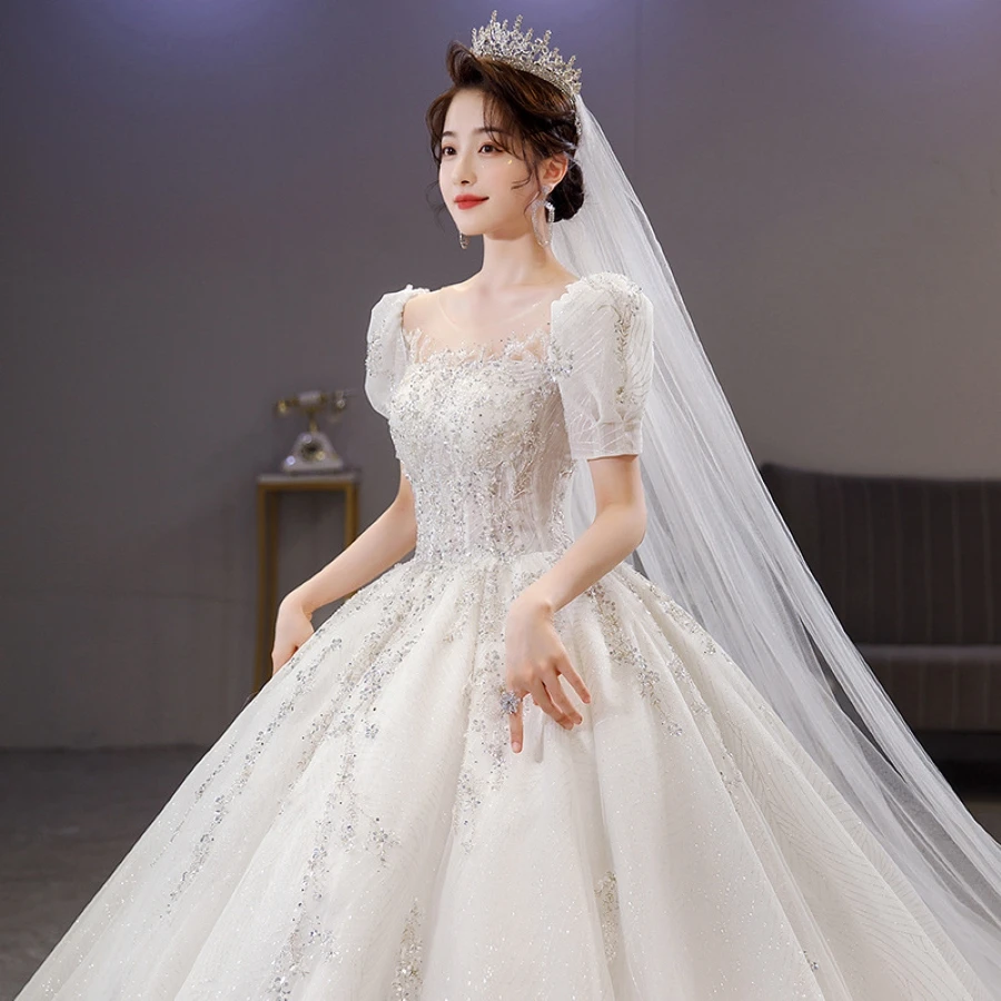 Женское платье с квадратным вырезом открытой спиной блестками и