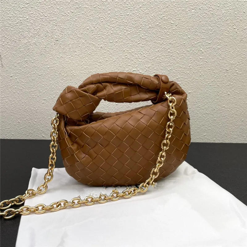 

2023 Genuine Leather Woven Underarm Knotting Bag Portable Single-shoulder Diagonal Chain Mini Bag Cow Leather Carrying Cloud Bag