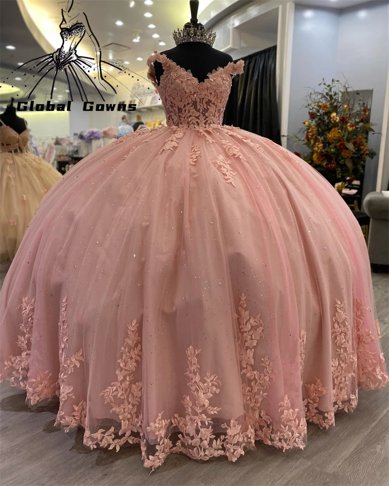 

Pink Sweetheart Ball Gown Quinceanera Dresses For Girls Beaded Appliques Birthday Party Gowns Lace Up Back Graduation Prom Dres