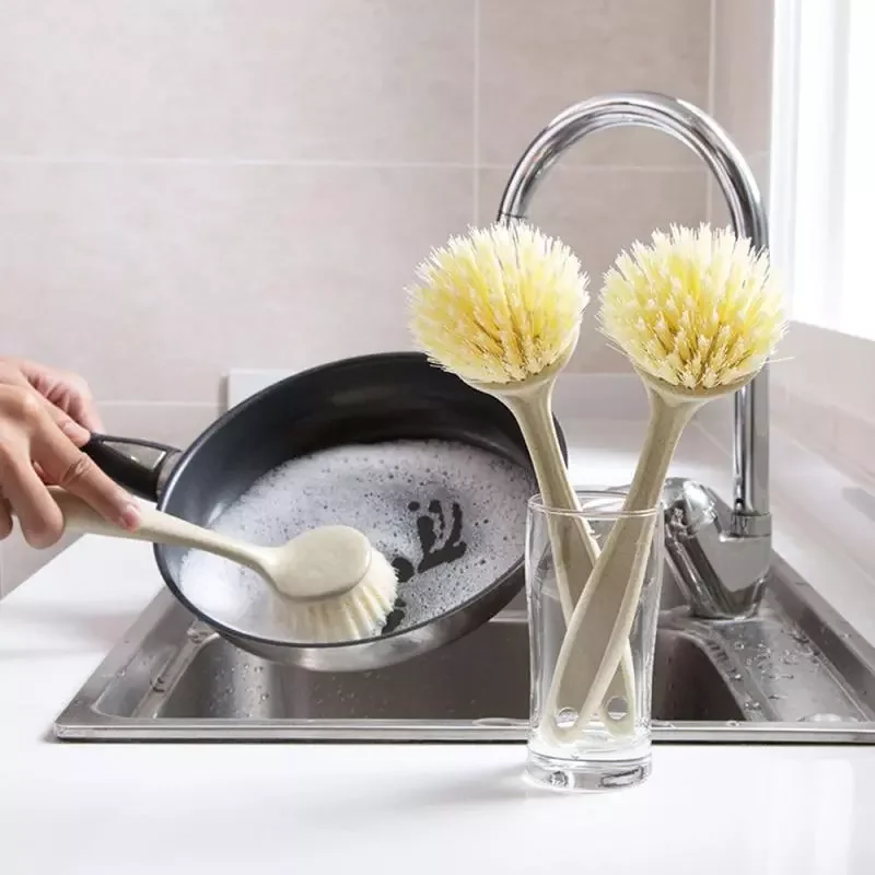 

Multifunction Convenient Practical Kitchen Utensil Cleaning Brush Long handle Can be Hung Pot Wash Brush kitchen Accessories