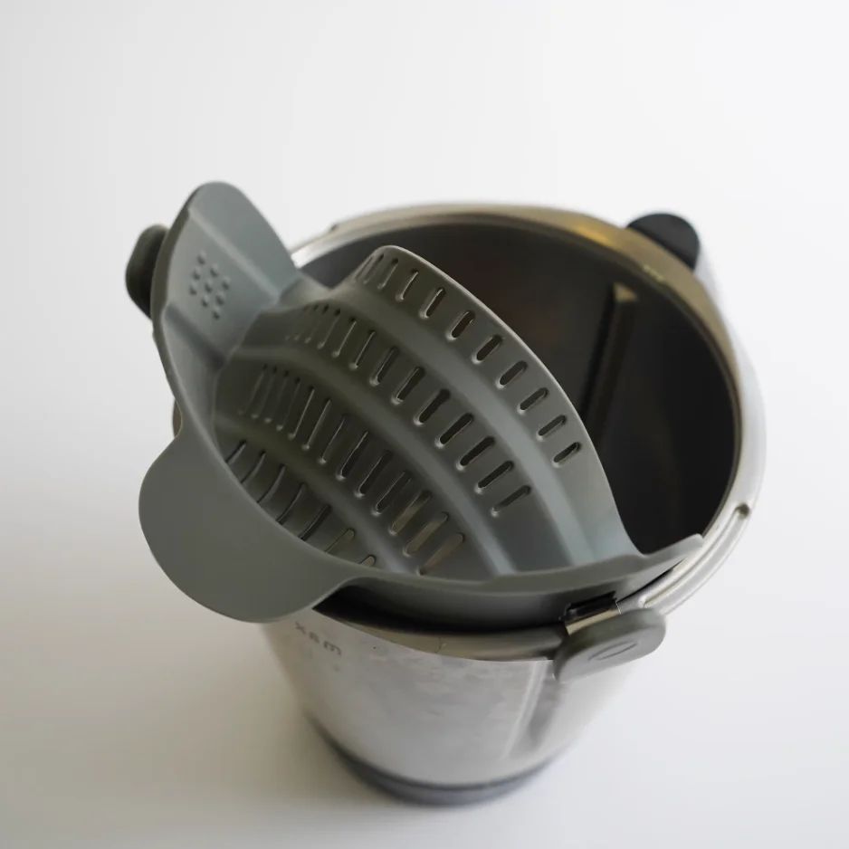 

Silicone Kitchen Strainer Clip Pan Drain Rack Bowl Funnel Rice Pasta Vegetable Washing For Thermomix TM5 TM6 Accessories