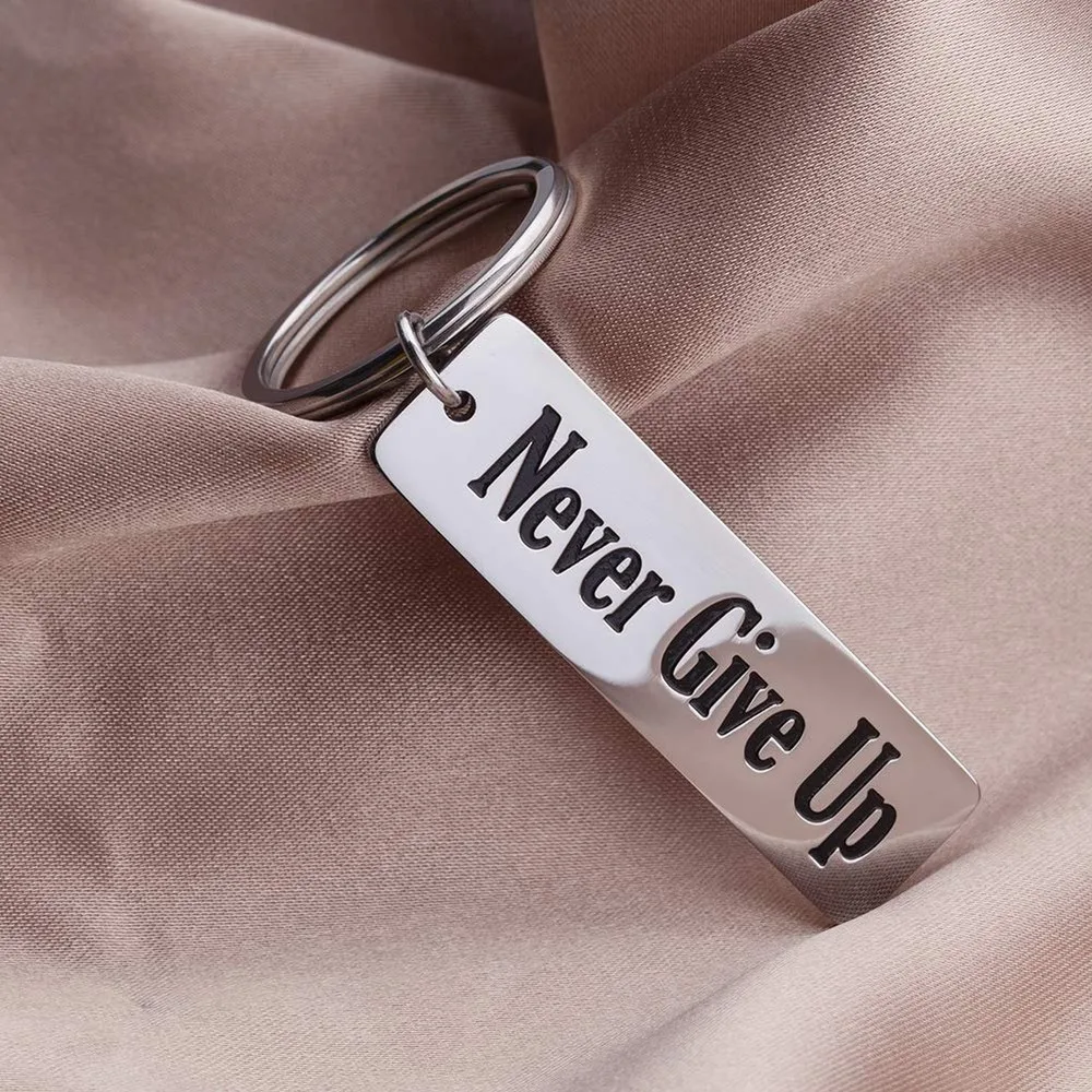 

Inspirational Gifts Never Give Up Keychain for Him Her Teen Girls Boys Women Men Girlfriend Boyfriend Best Friend Charm 2022