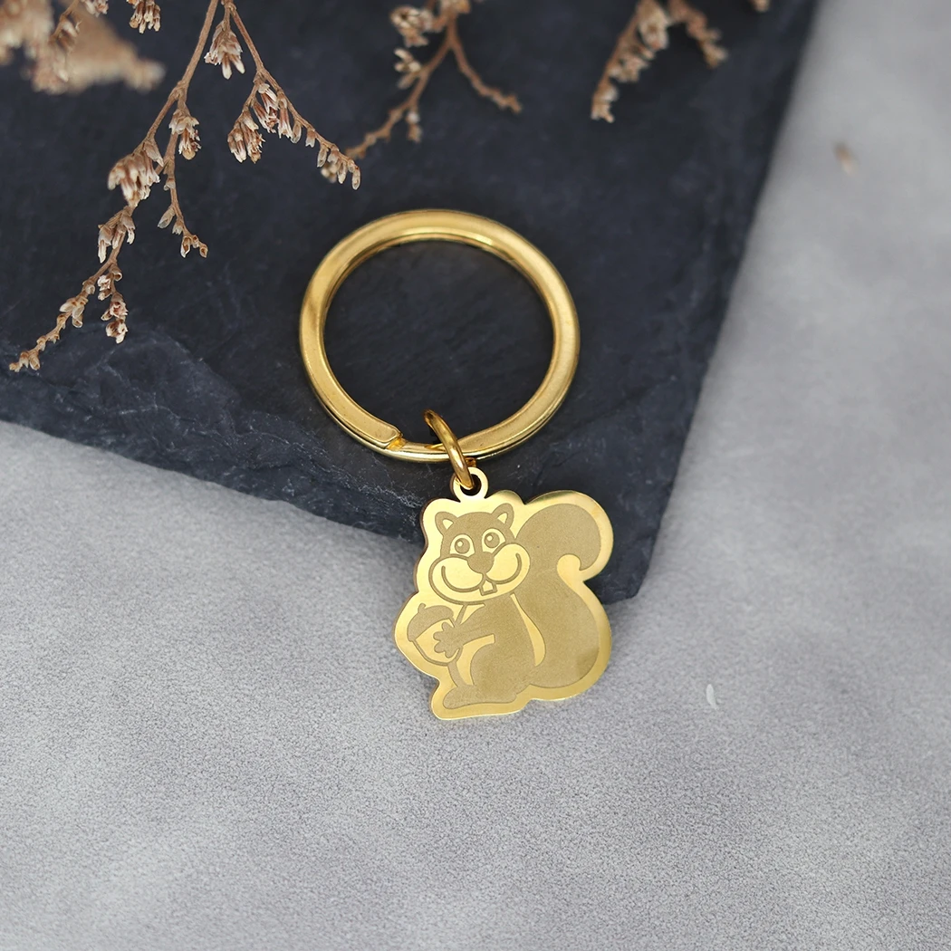 Нержавеющая сталь индивидуальное имя белка держит жолудь брелки для женщин
