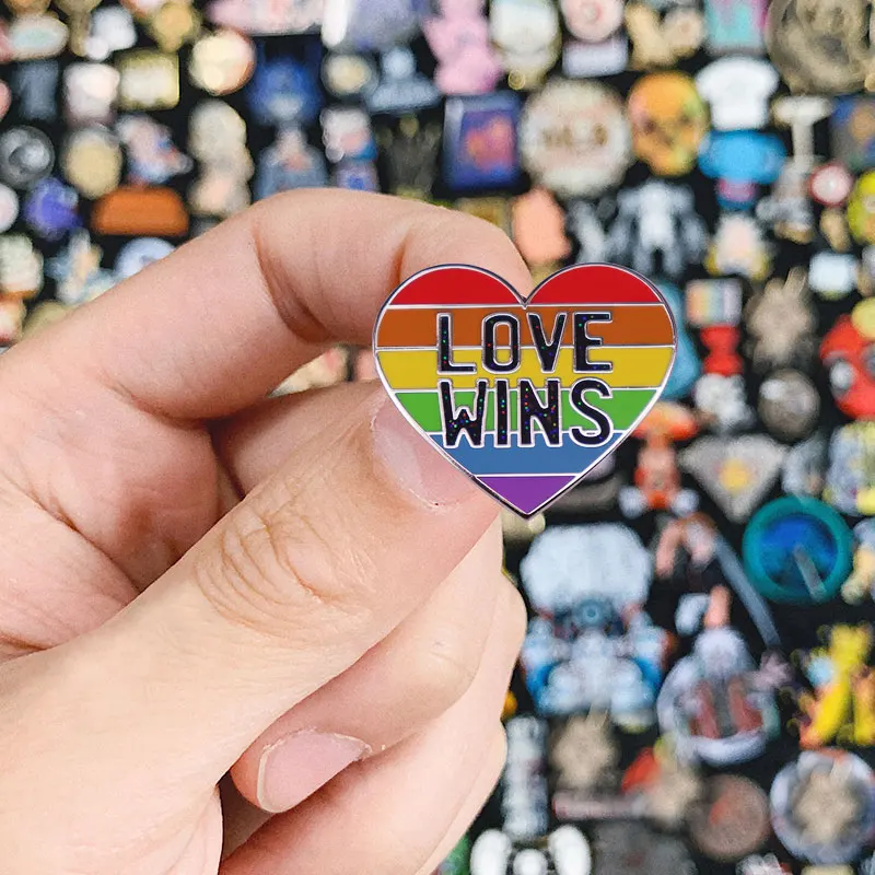 2021 значков-Love Wins значок ЛГБТ права Мужская Радуга Сердце флаг лацкан булавка |