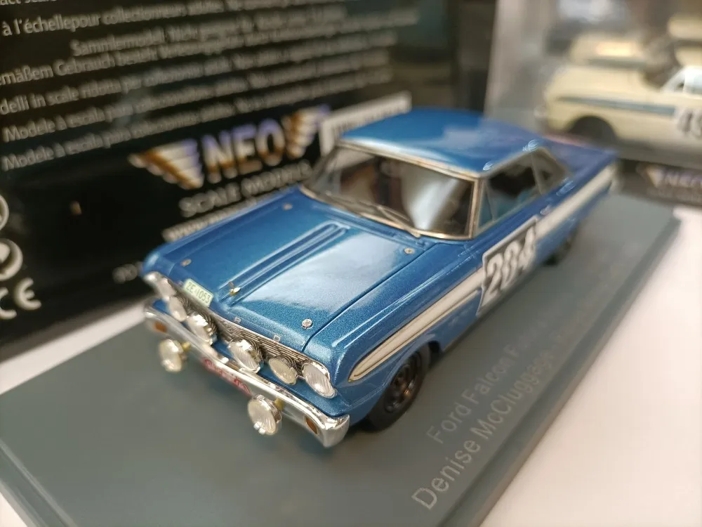 

Модель гоночного автомобиля Neo 1 43 Falcon Monte Carlo 1964