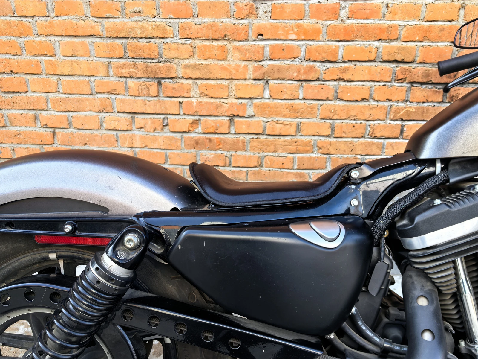 Фото Для Harley Davidson Sportster 2010-2022 мотоциклетная подушка для сиденья Solo, седло №5