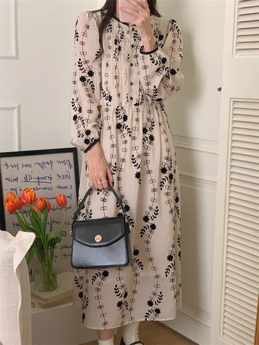 

Женское длинное платье с принтом Alien Kitty, Элегантное повседневное облегающее платье с длинным рукавом и цветочным принтом, универсальная уличная одежда, лето 2022