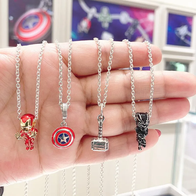 Женский браслет из серебра 2022 пробы с бусинами |