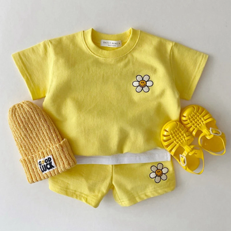 

Summer Children's Clothes Ins Style Kids Clothes Candy Color Refreshing Short Sleeve Cotton Suit Sweater Shorts Two Piece Suit