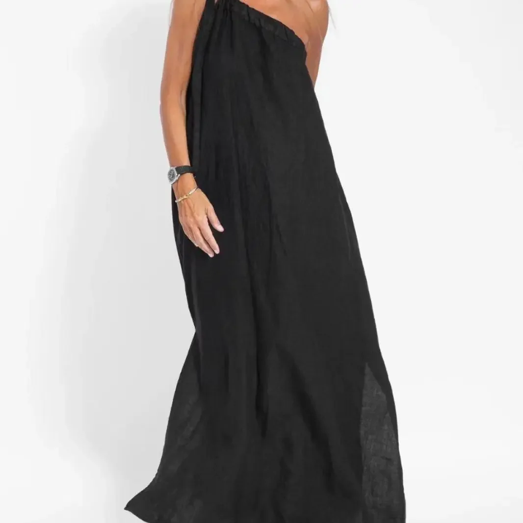 Женское длинное платье без рукавов летнее однотонное с диагональным воротником