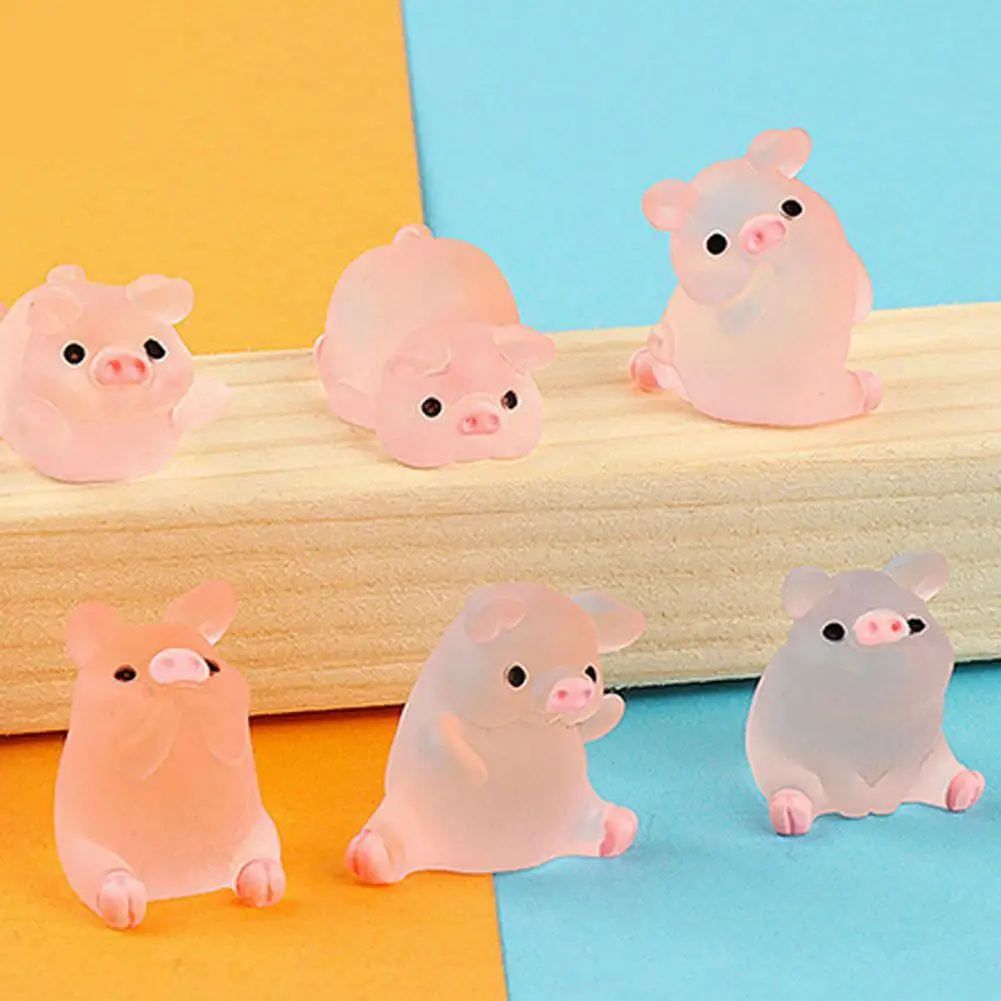 

Фигурка свинка в случайном стиле, украшение, миниатюрное мультяшное украшение из смолы, миниатюрная модель, домашний скрапбукинг ручной ра...