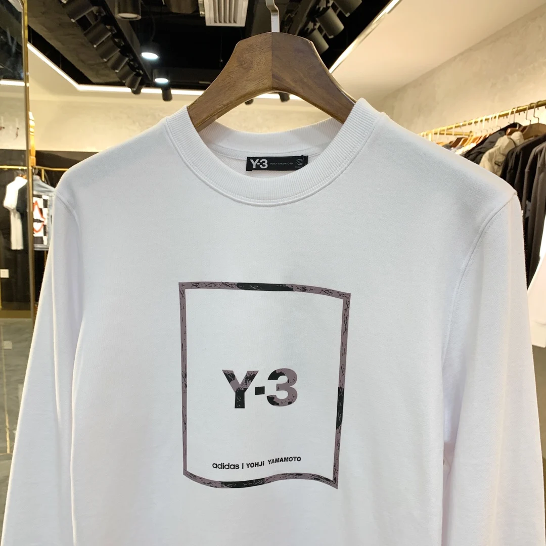 Рисунок 3 - Пуловер Yamamoto для осени и зимы