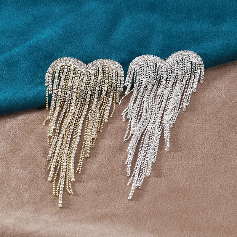 

SKEDS Creative Tassel Heart Full Rhinestone Brooches Pins Jewelry For Women Men Fashion Boutique Brooch Party Banquet Lapel Pin