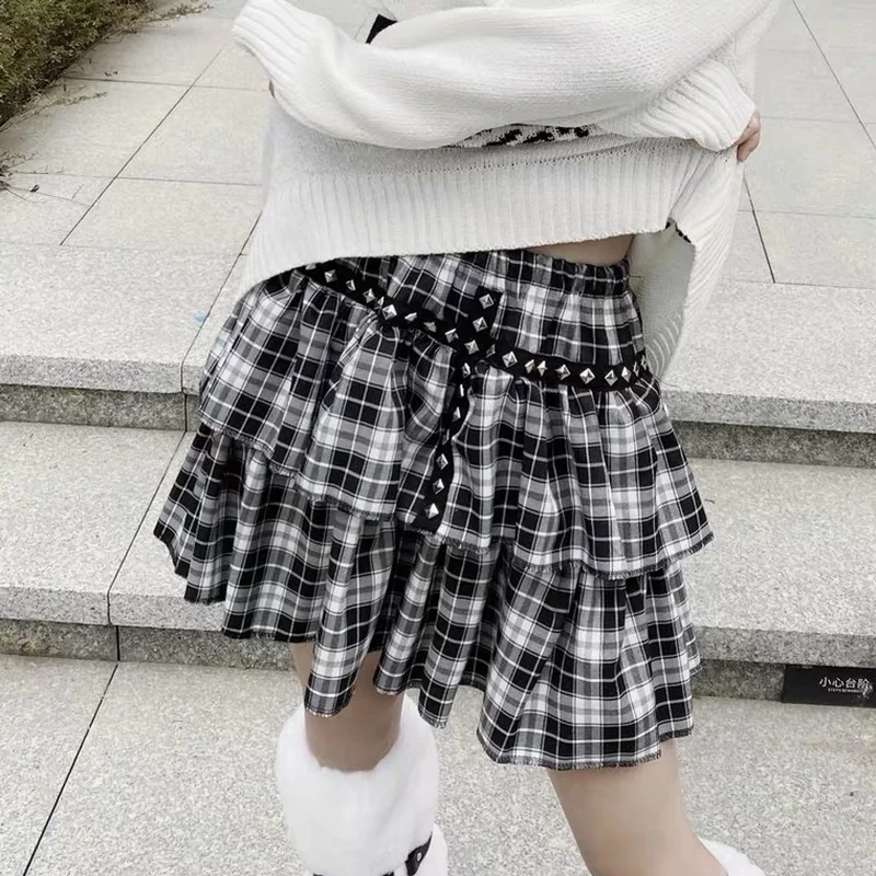 

2023 Gothic Harajuku Punk Rivet Plaid Skirt Women Mall Goth Black Double-layer High-waisted Mini Skirts Dark Academia Grunge 90s