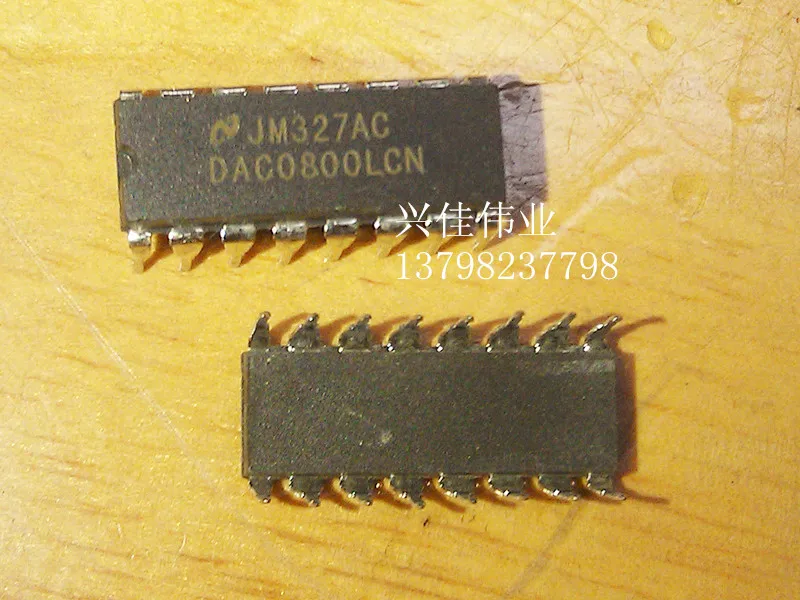 

(5 шт.) DAC0800 DAC0800LCN DIP16