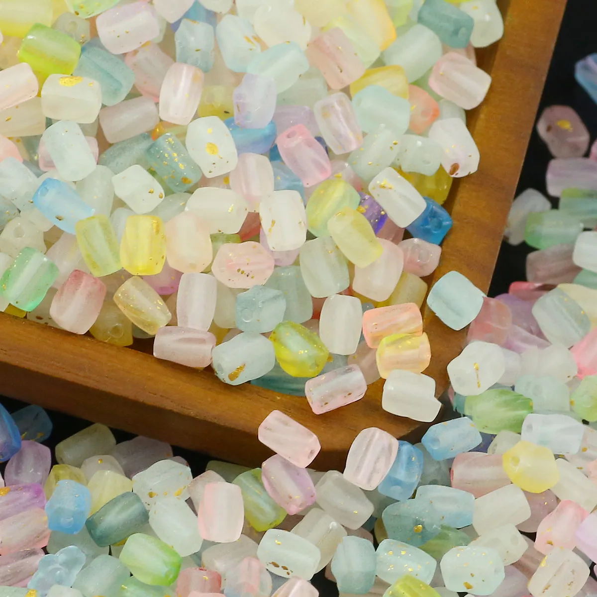 Прямоугольник с золотыми точками акриловые полупрозрачные свободные