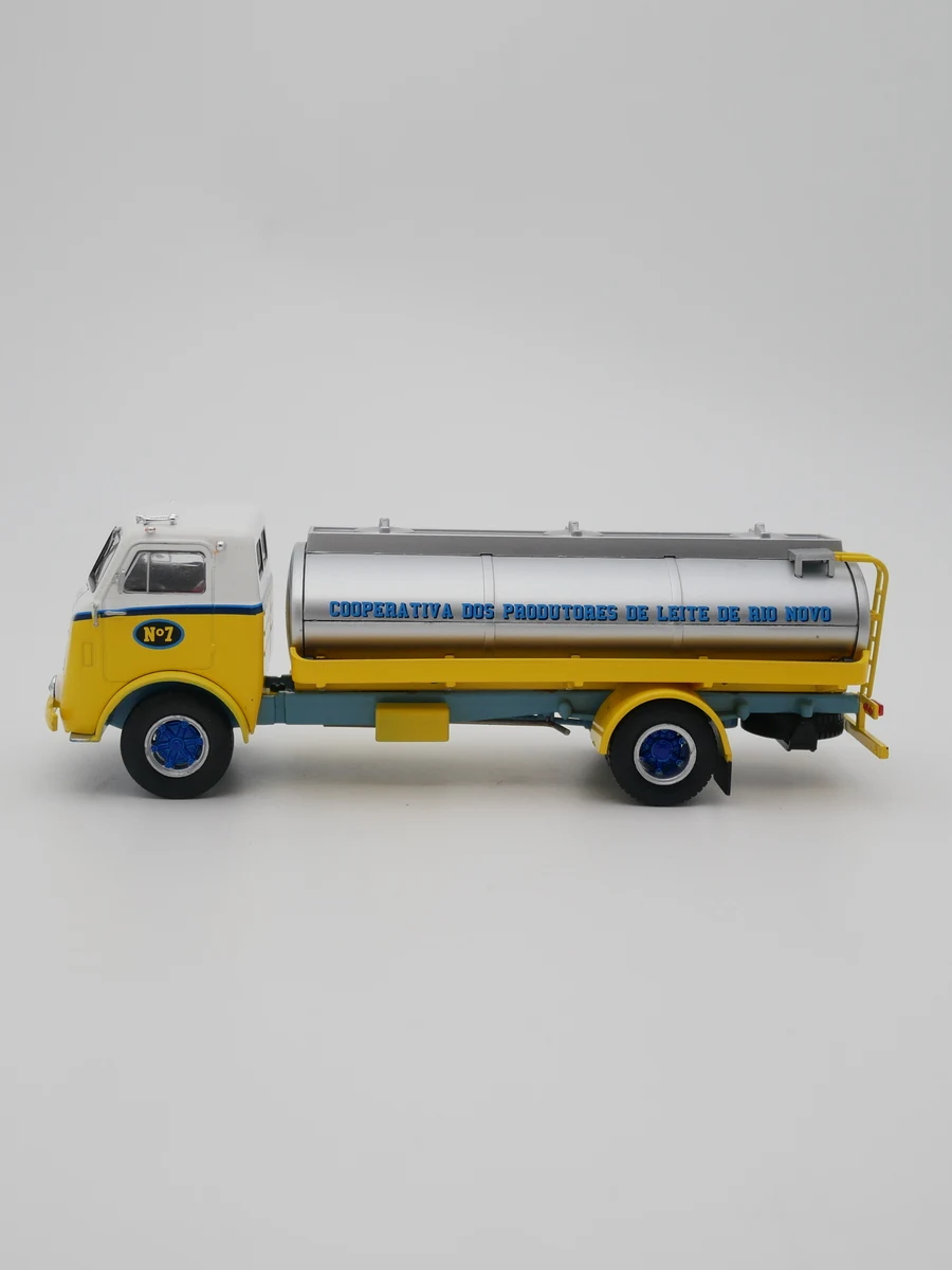 Ixo 1/43 грузовик FNM D11000 литая модель автомобиля металлический игрушечный