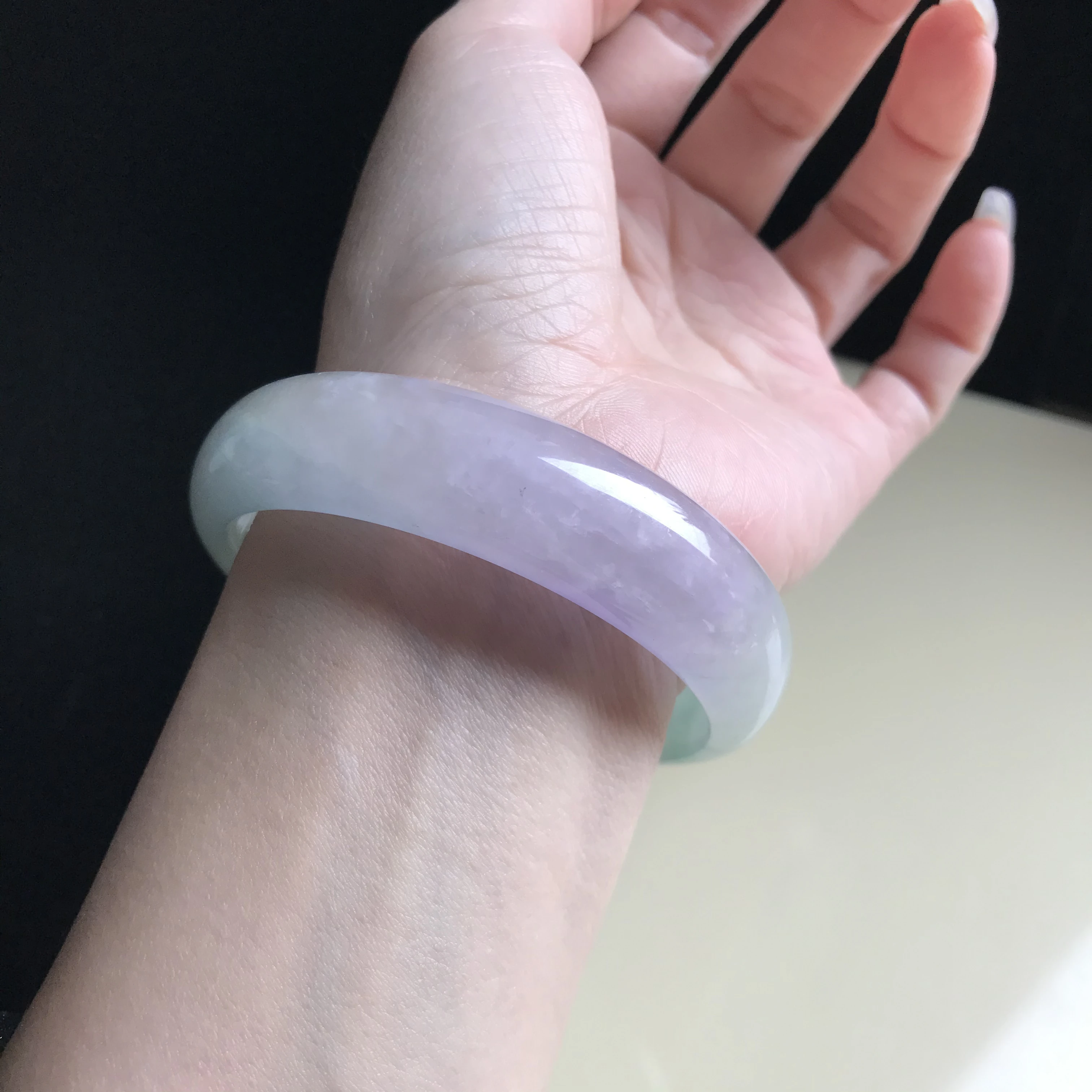 

Burma 100%Genuine High-end Jadeite Bracelet Jewelry Jade Bangles For Women 59mm (With Certificate)