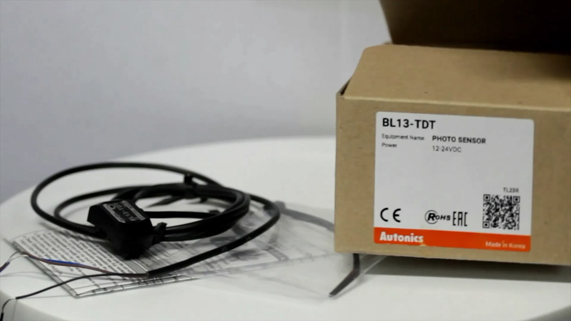 

Autonics Photoelectric Sensors Liquid level type Through-beam type BL13-TDT