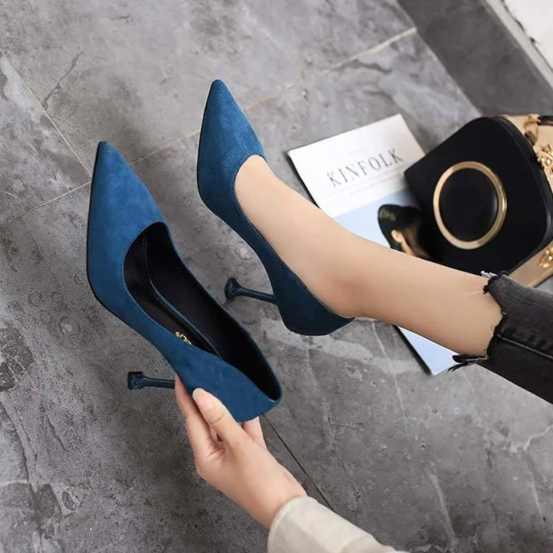 

2023 Spring New High Heels Women's Pointed Thin Heels Network Red Versatile Student Black Work Sexy Professional Women's Shoes