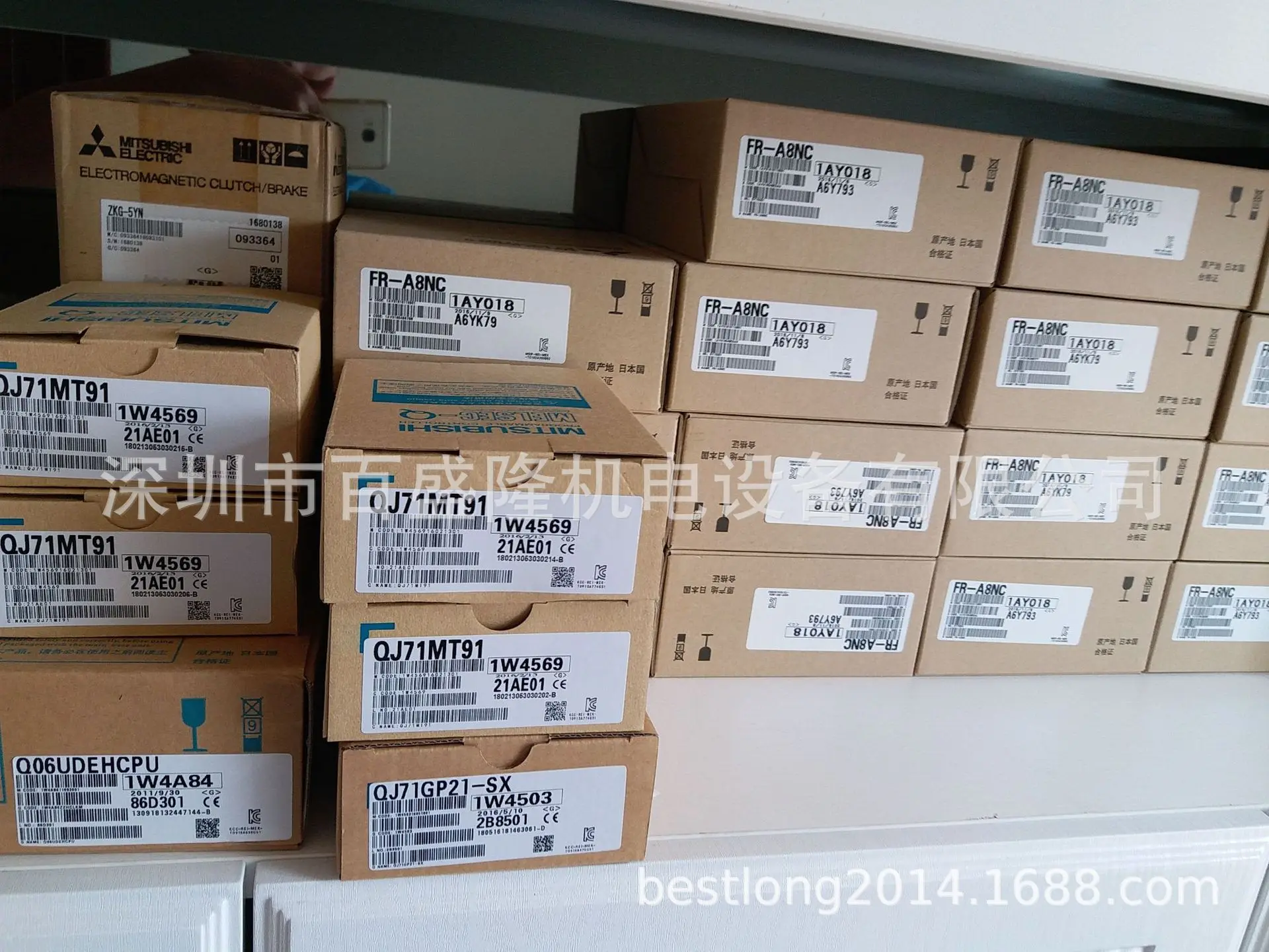 Mitsubishi PLC FR-A820-2.2K Price consultation customer service