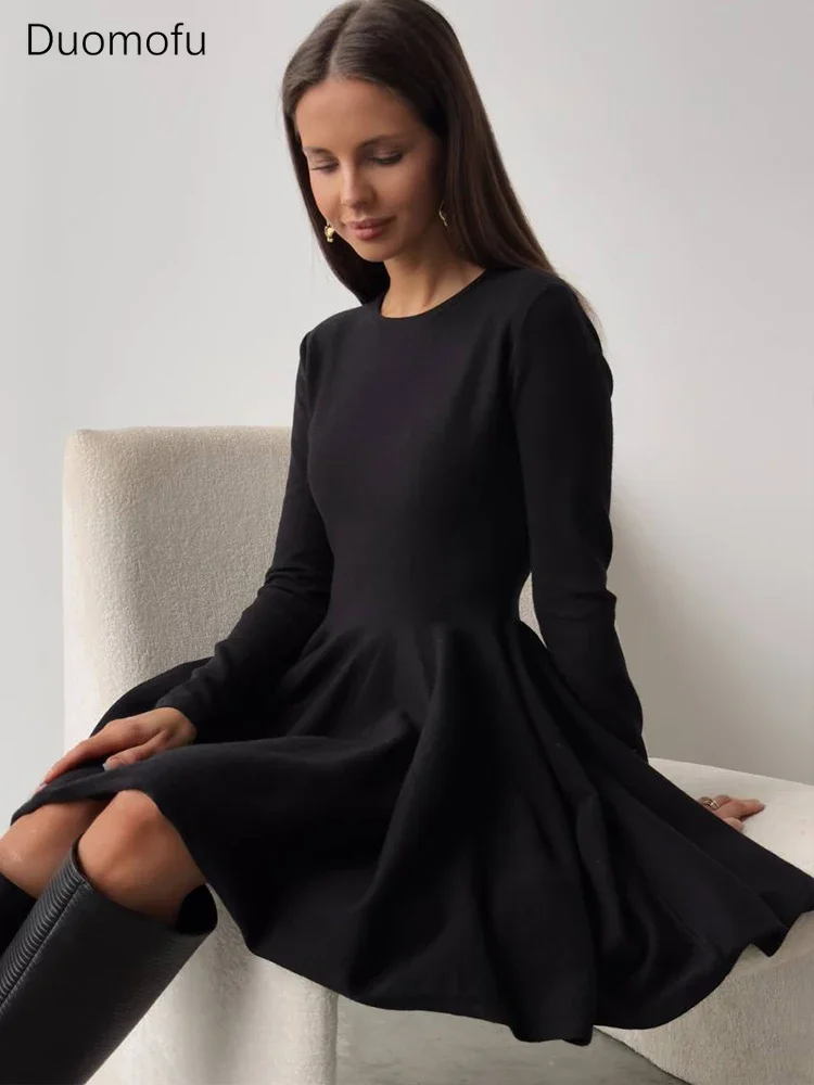 Женское трикотажное платье-свитер