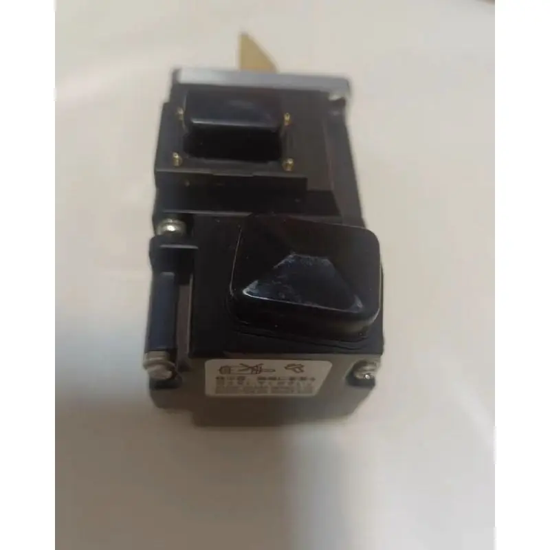 HF-KP053 Новый оригинальный серводвигатель HF KP053