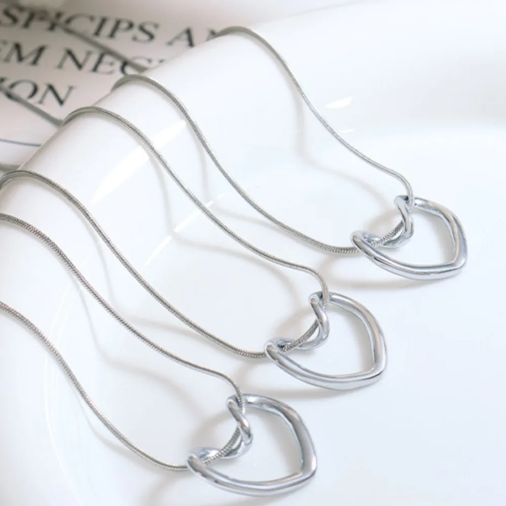 Женское ожерелье с подвеской в виде сердца из нержавеющей стали