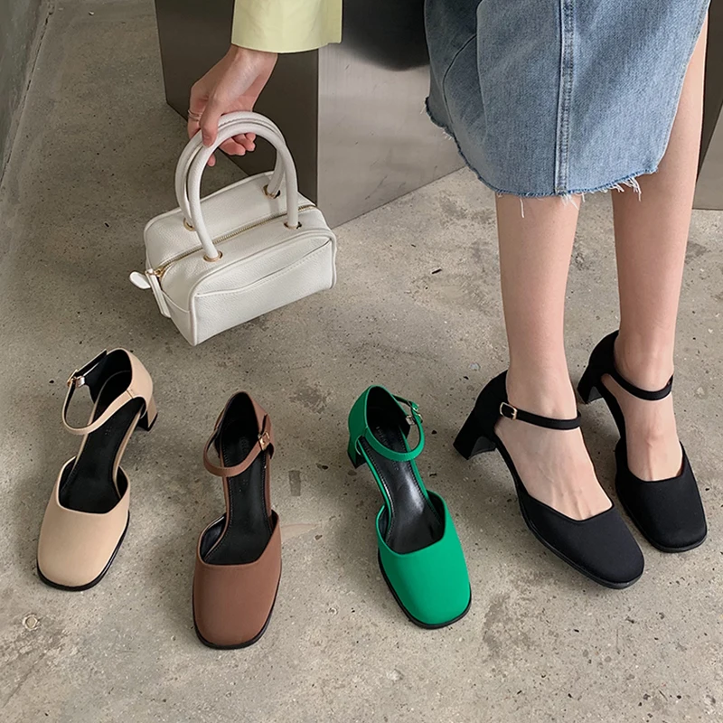 

Женские туфли-лодочки 2022, летние женские сланцы, Мэри Джейн, повседневная женская обувь на высоком квадратном каблуке, сандалии с квадратны...