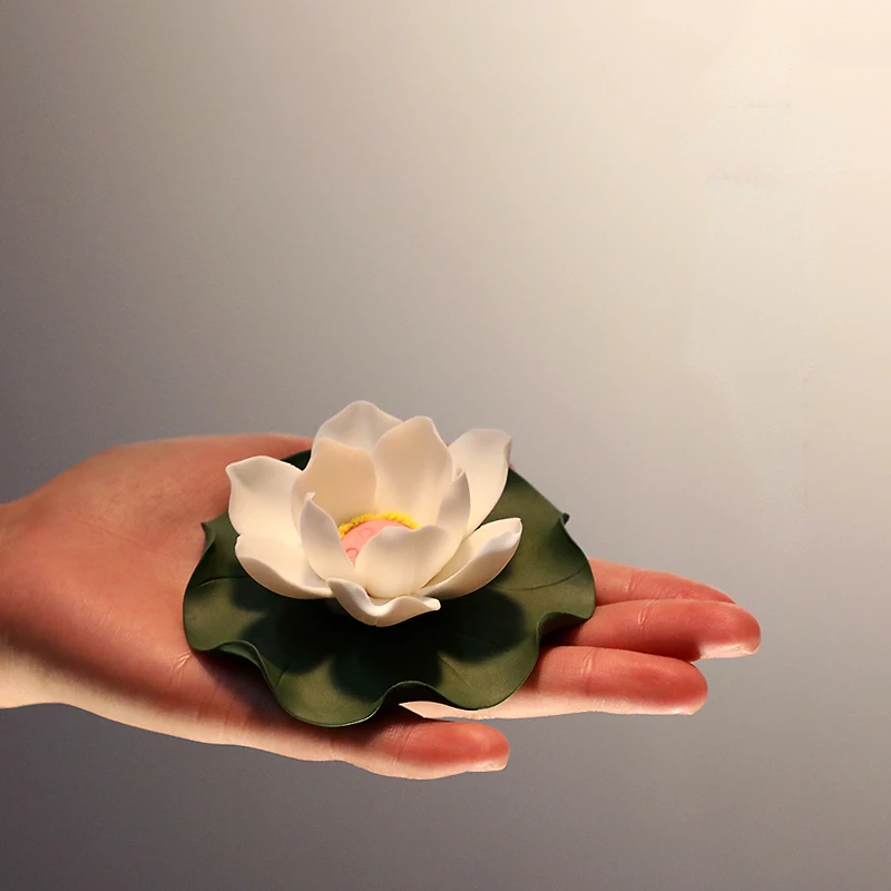 

Creative Ceramic Handmade Lotus Incense Stick Lixiang Tea Ceremony Accessories Line Burner Aromatherapy Stove